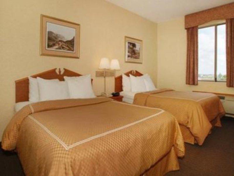 Spark By Hilton Indianapolis Northeast Fishers Quarto foto